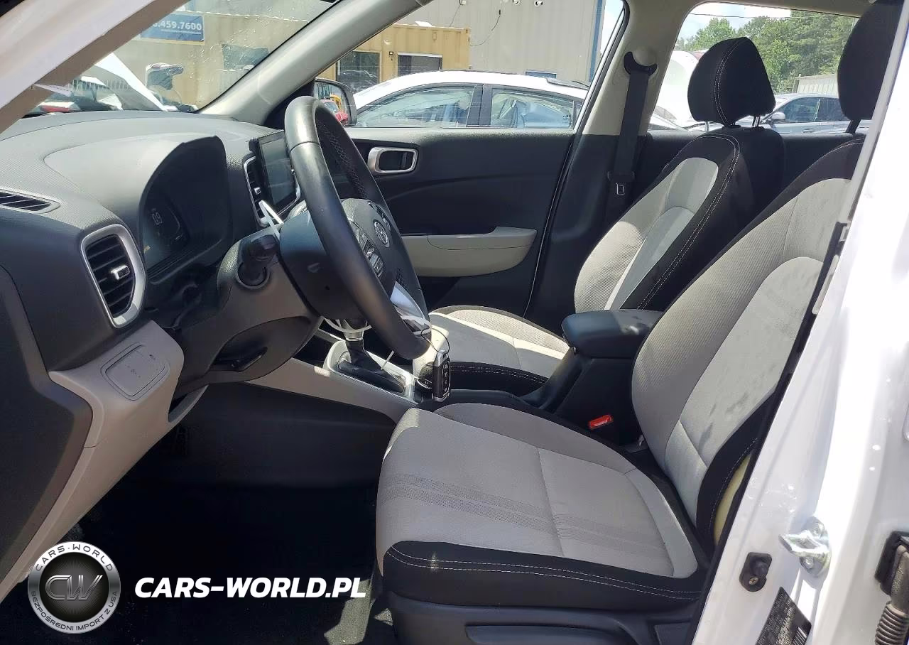 2025 Hyundai Venue Sel VIN:KMHRC8A34SU405422 - 7