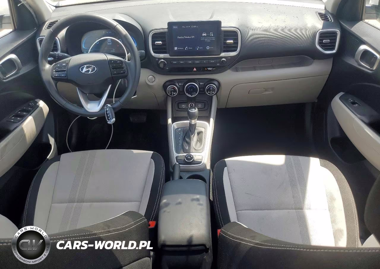 2025 Hyundai Venue Sel VIN:KMHRC8A34SU405422 - 8
