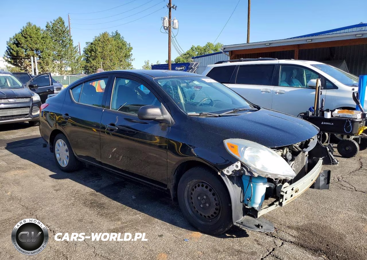 2013 Nissan Versa S VIN:3N1CN7AP4DL888735 - 4