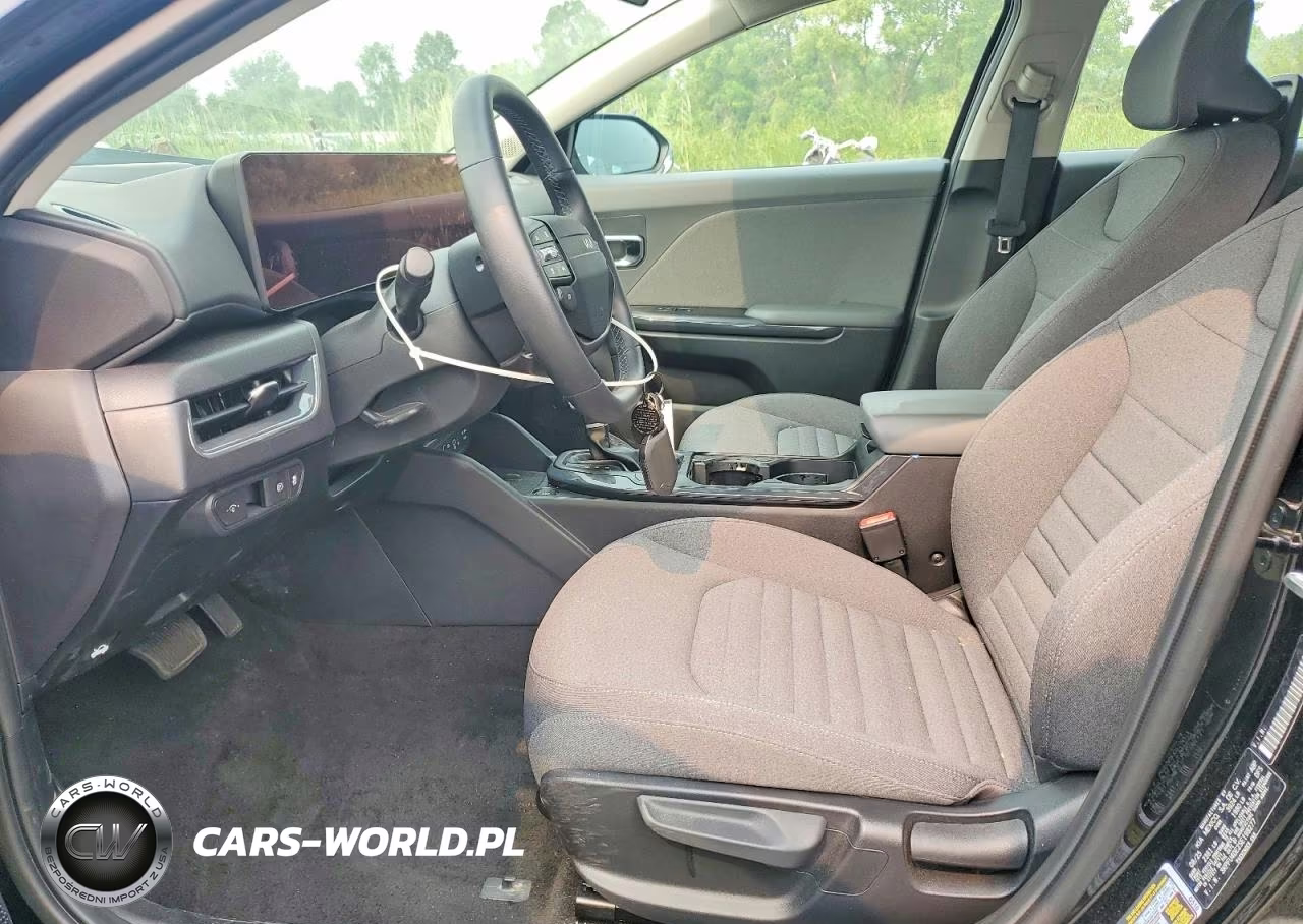 2025 Kia K4 Ex VIN:3KPFU4DE2SE198277 - 7