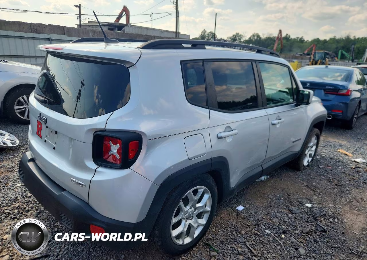 2017 Jeep Renegade Latitude VIN:ZACCJABB7HPE99898 - 3
