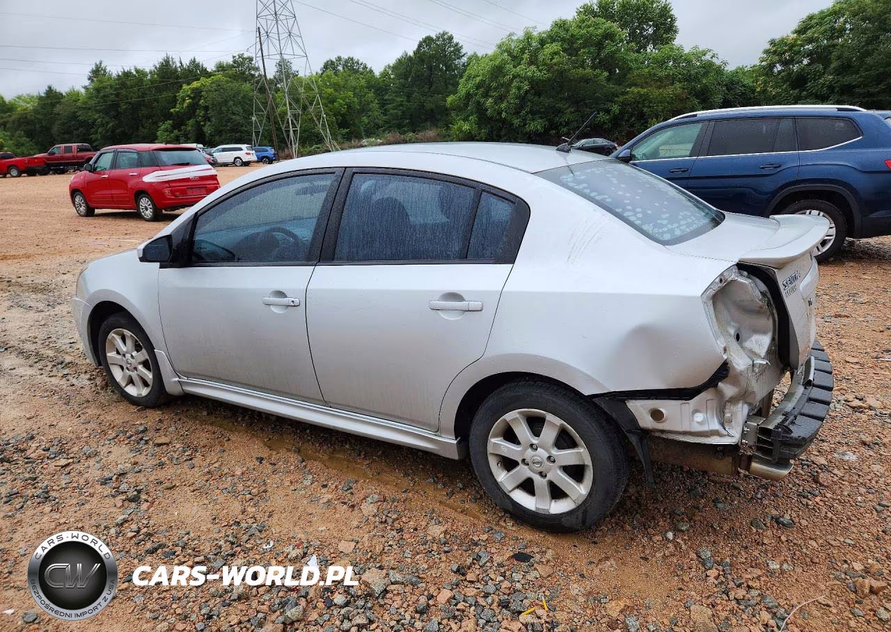 2012 Nissan Sentra 2.0 VIN:3N1AB6AP3CL717158 - 2