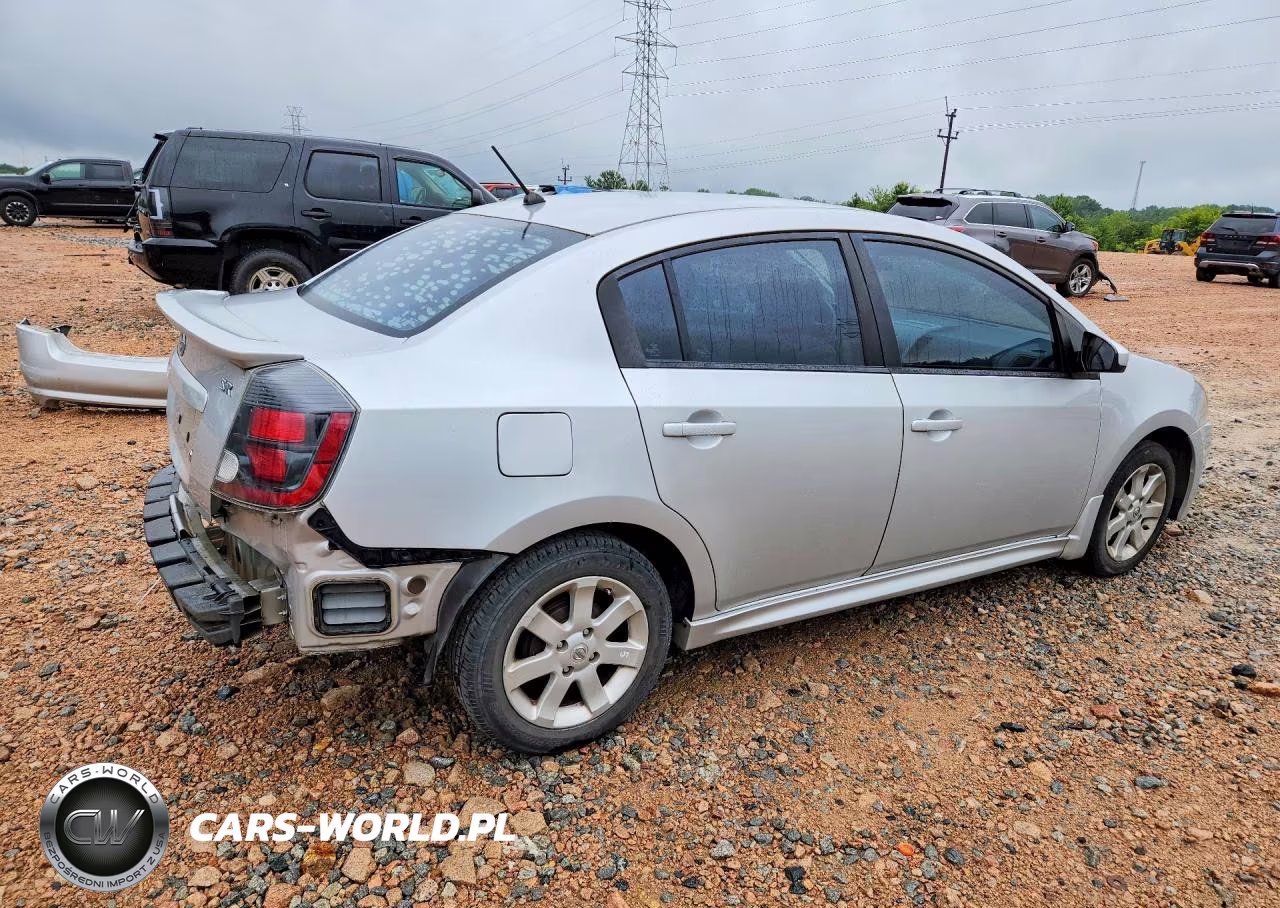 2012 Nissan Sentra 2.0 VIN:3N1AB6AP3CL717158 - 3