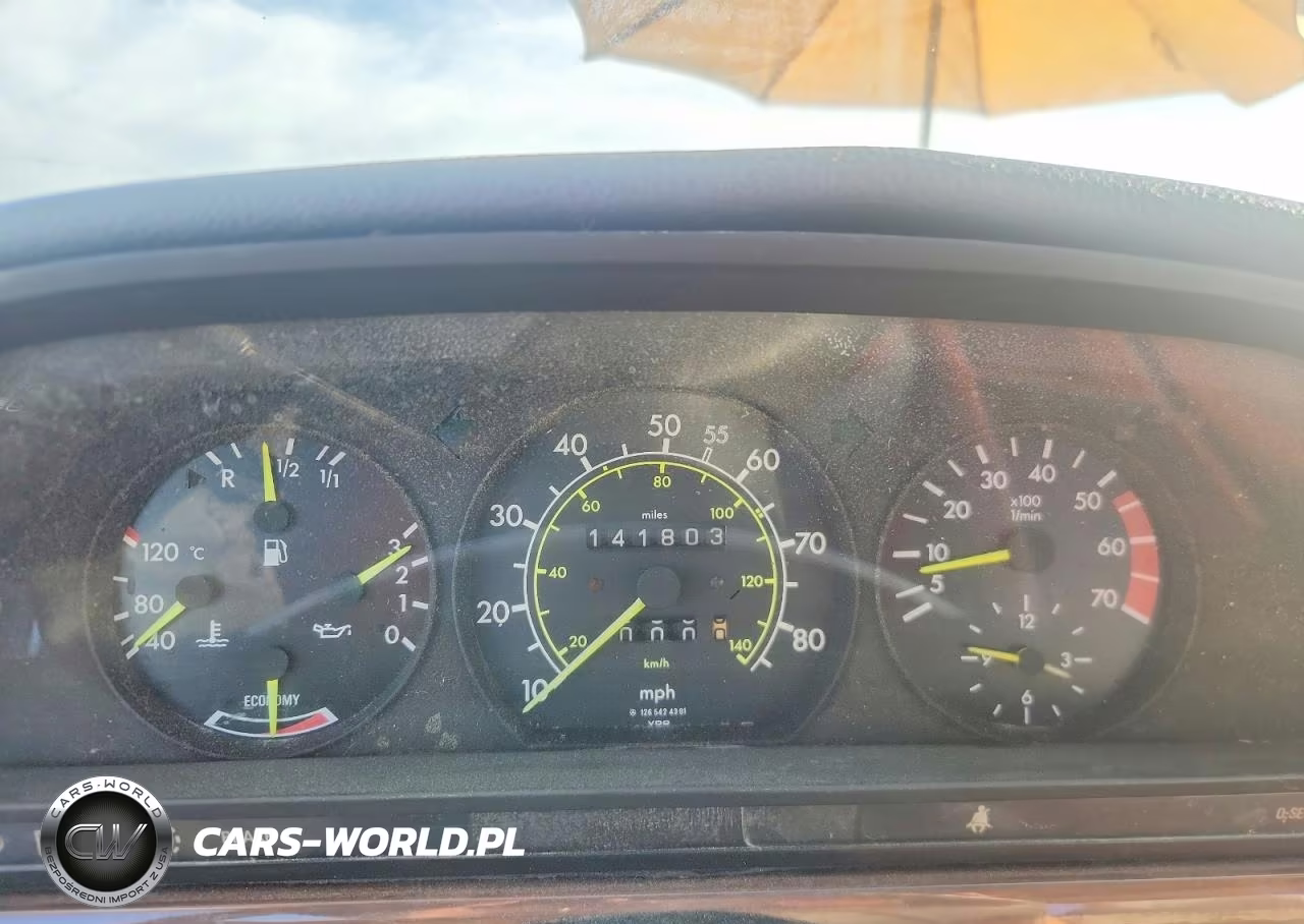 1982 Mercedes-Benz 380 Sec VIN:WDBCA43A7CB002812 - 9