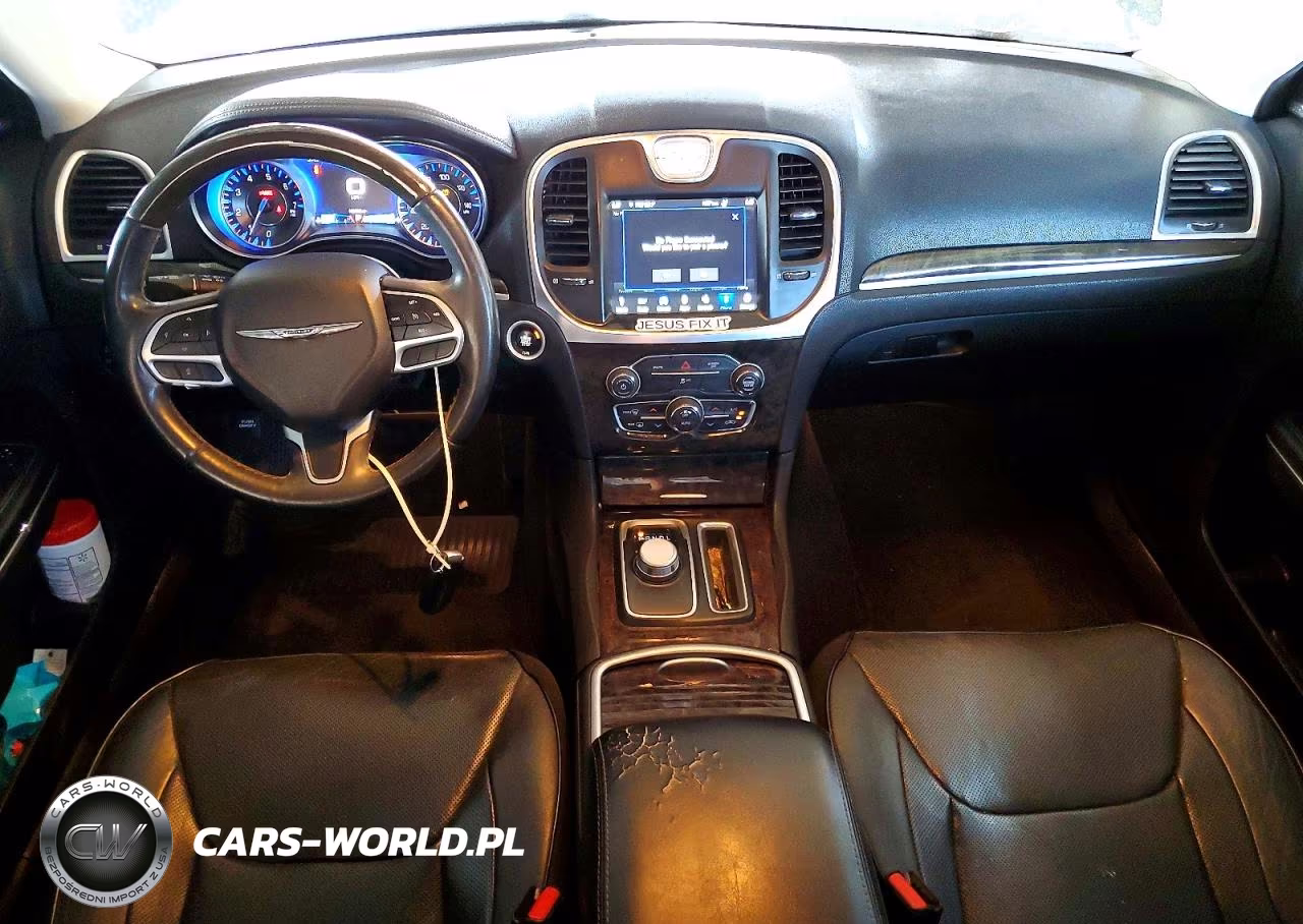 2018 Chrysler 300 Limited VIN:2C3CCAKG4JH250489 - 8