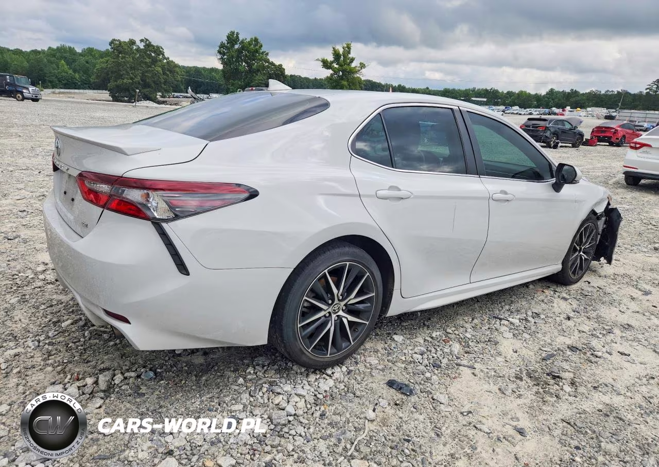 2023 Toyota Camry Se VIN:4T1G11AK1PU138176 - 3