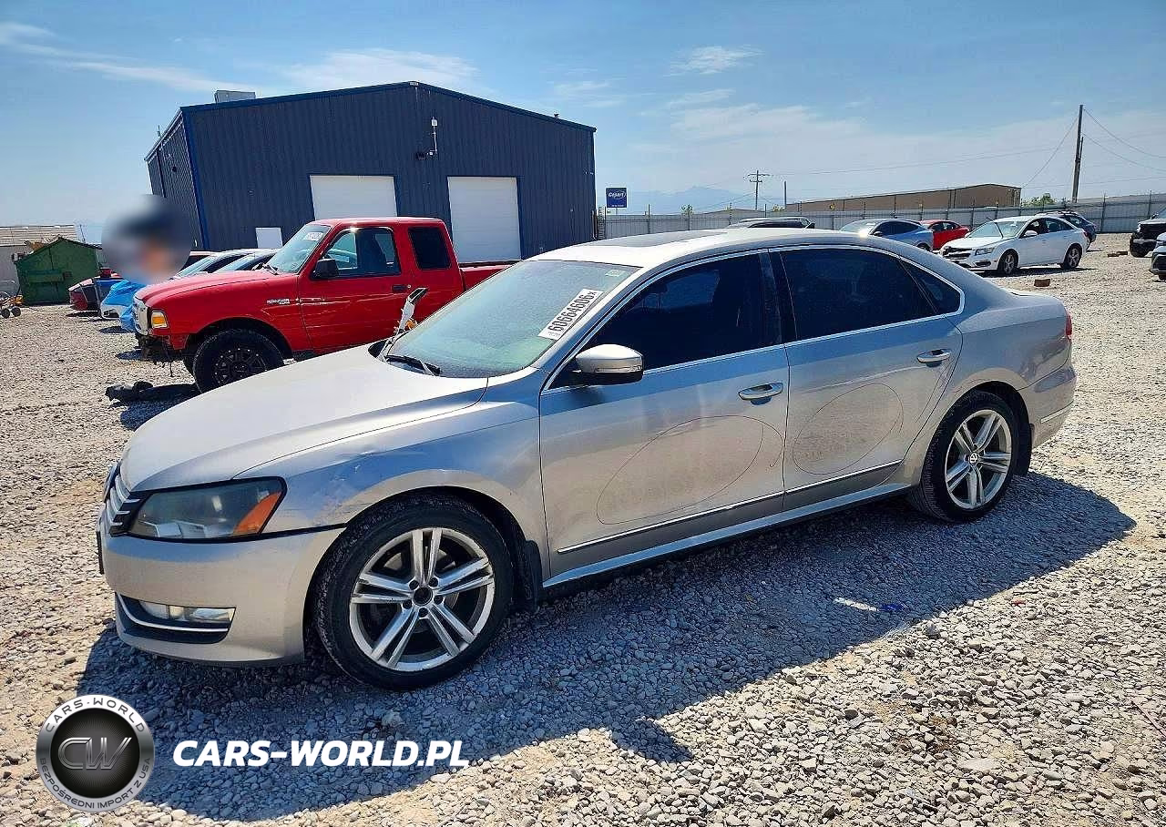 2014 Volkswagen Passat Sel – zdjęcie 1 z 12