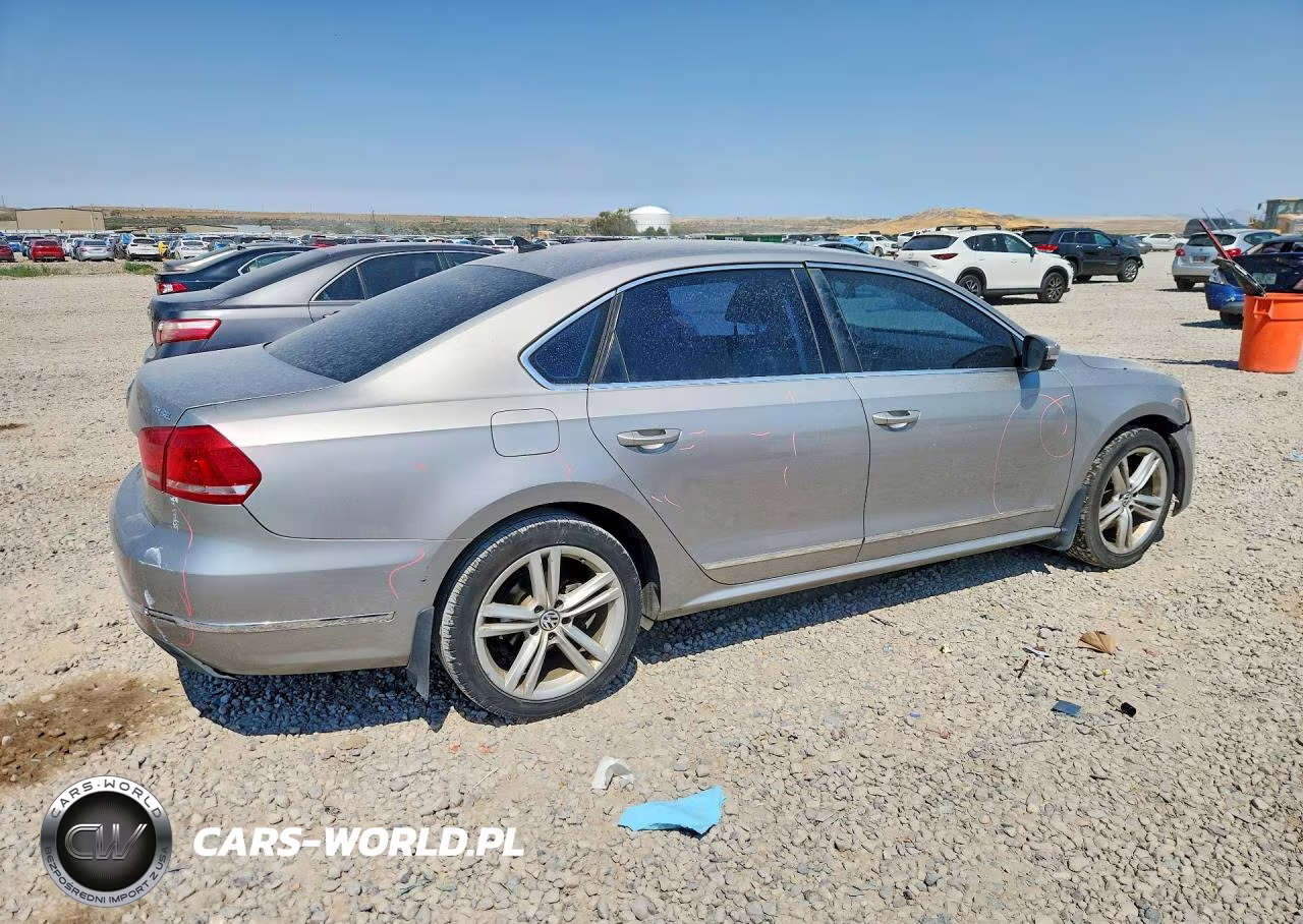 2014 Volkswagen Passat Sel VIN:1VWCN7A31EC017814 - 3