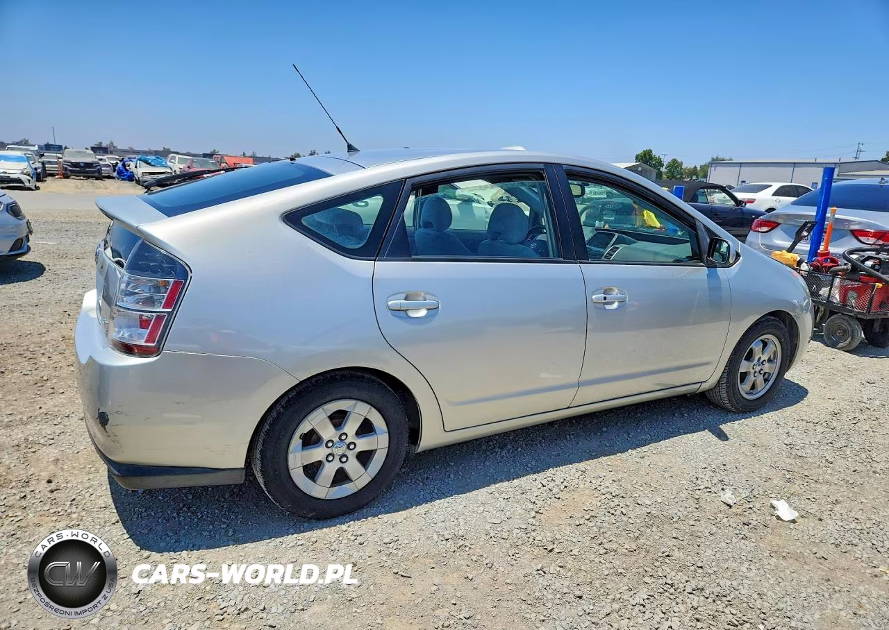 2004 Toyota Prius Base VIN:JTDKB20U140030003 - 3
