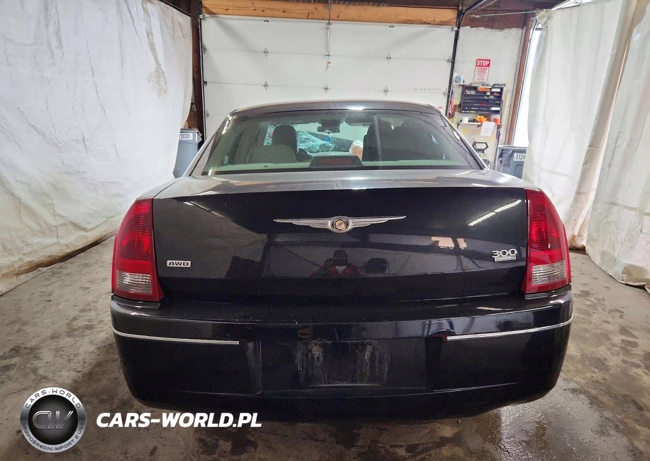 2007 Chrysler 300 Touring VIN:2C3LK53G37H851748 - 6