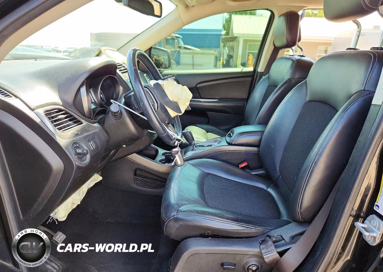 2019 Dodge Journey Crossroad VIN:3C4PDDGGXKT785307 - 7