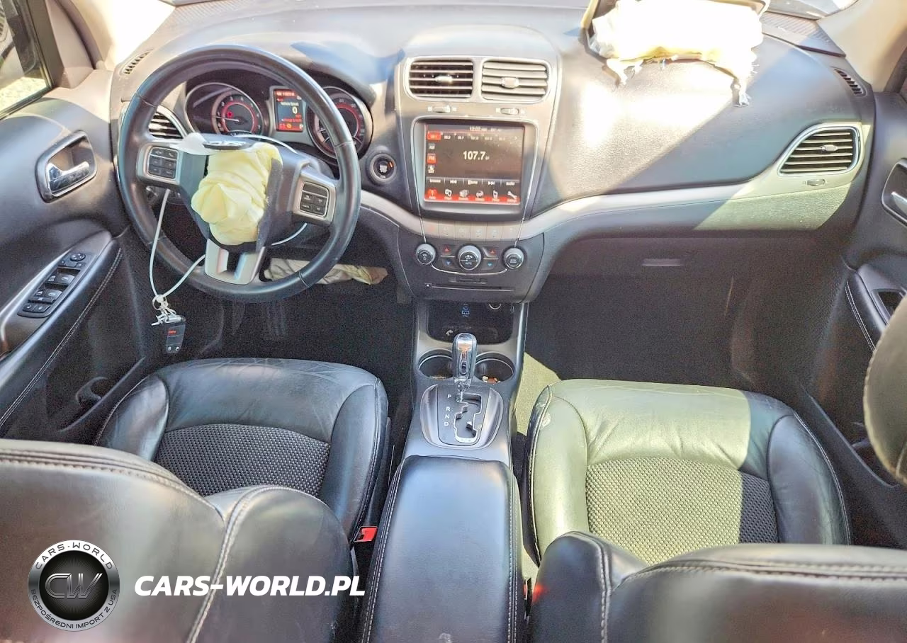 2019 Dodge Journey Crossroad VIN:3C4PDDGGXKT785307 - 8