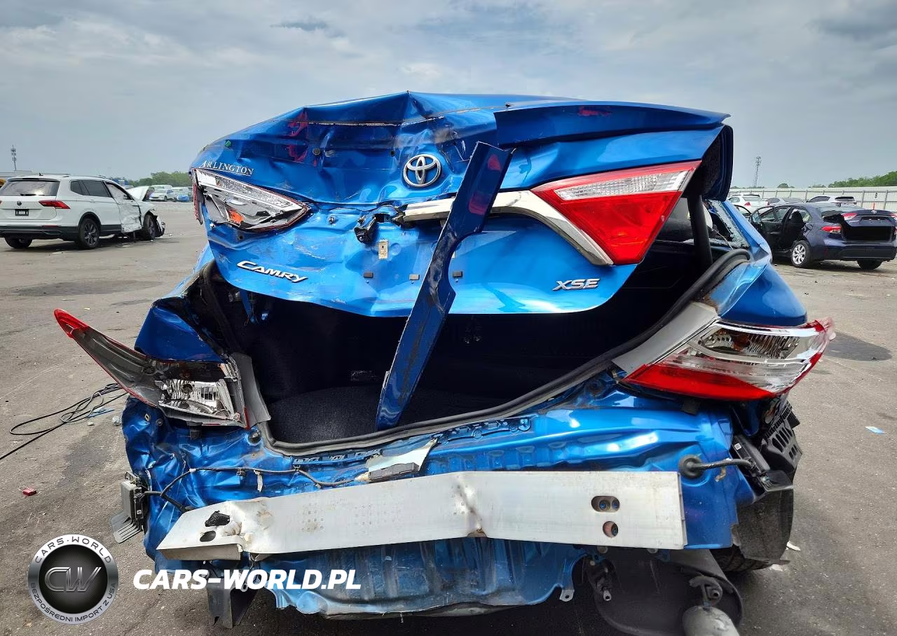2017 Toyota Camry Xse VIN:4T1BF1FK3HU675007 - 6