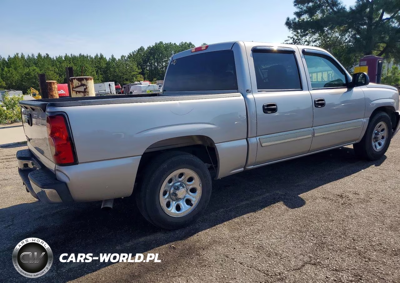 2006 Chevrolet Silverado C1500 VIN:2GCEC13V661312752 - 3