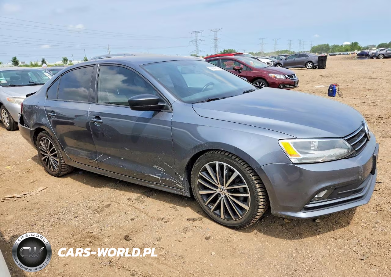 2016 Volkswagen Jetta Sport VIN:3VWD17AJ6GM284091 - 4