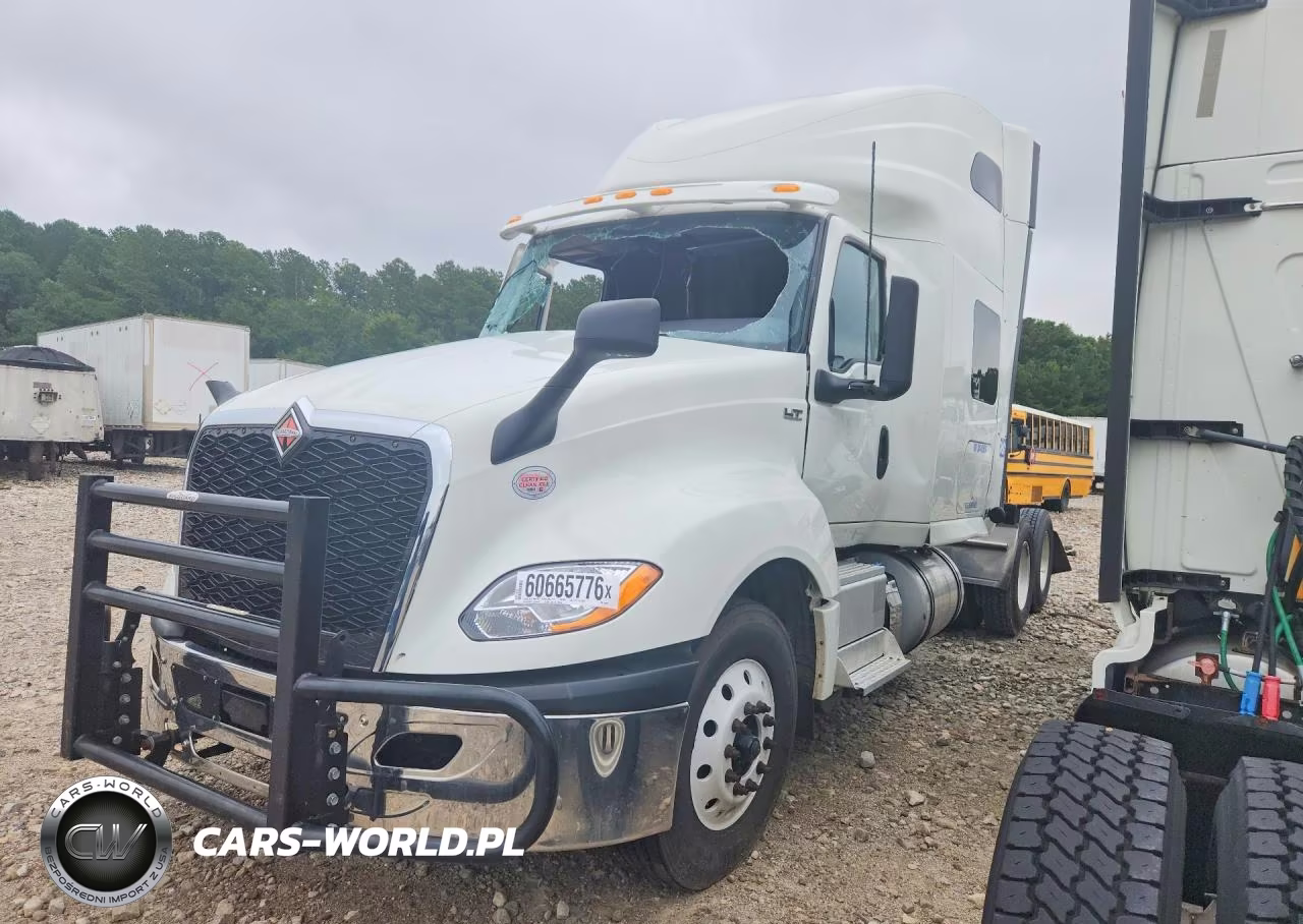 2025 International Lt625