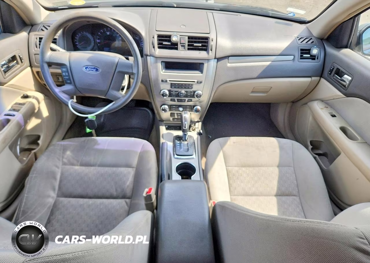 2012 Ford Fusion S VIN:3FAHP0GA6CR118741 - 8