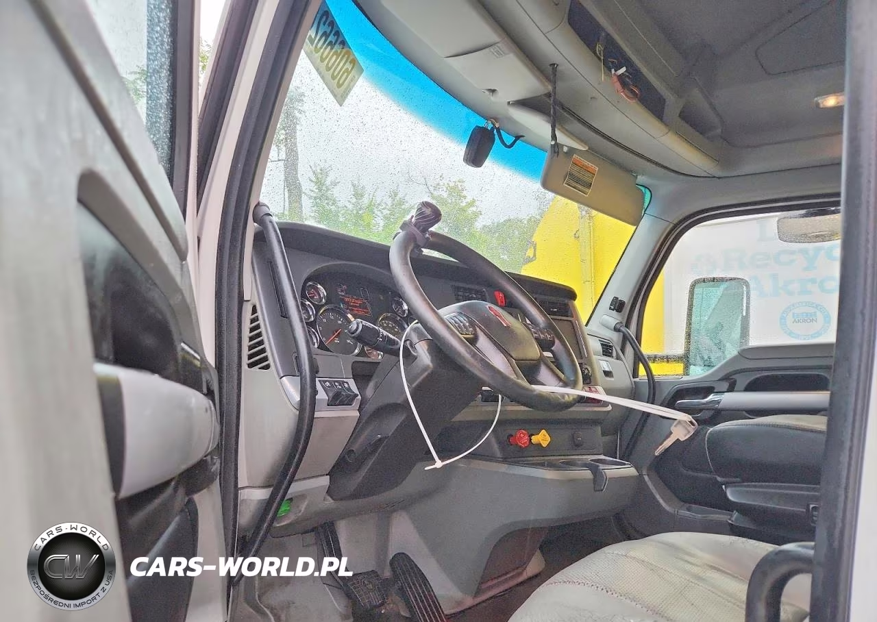 2022 Kenworth T680 - Semi Truck VIN:1XKYDP9X5NJ474791 - 8