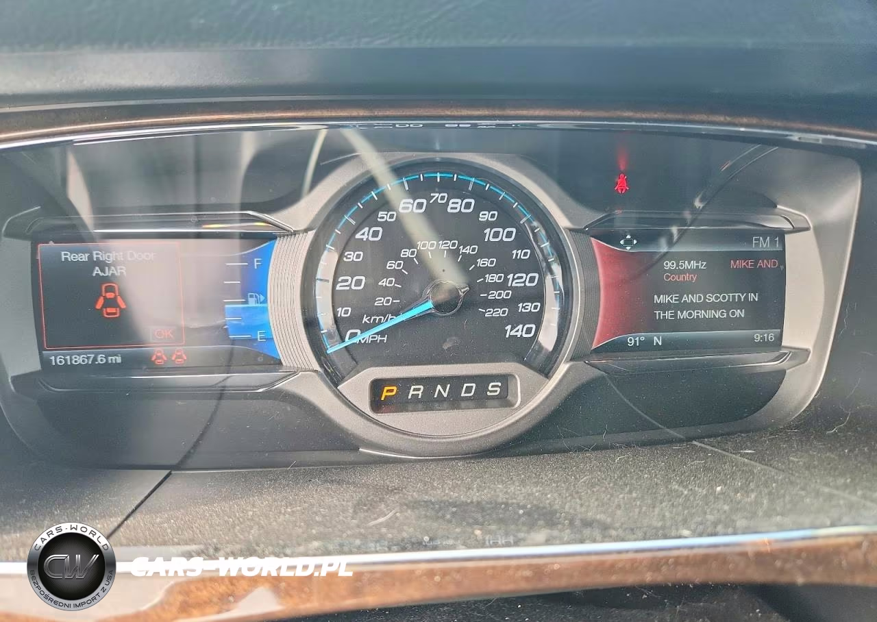 2017 Ford Taurus Limited VIN:1FAHP2F82HG102304 - 9