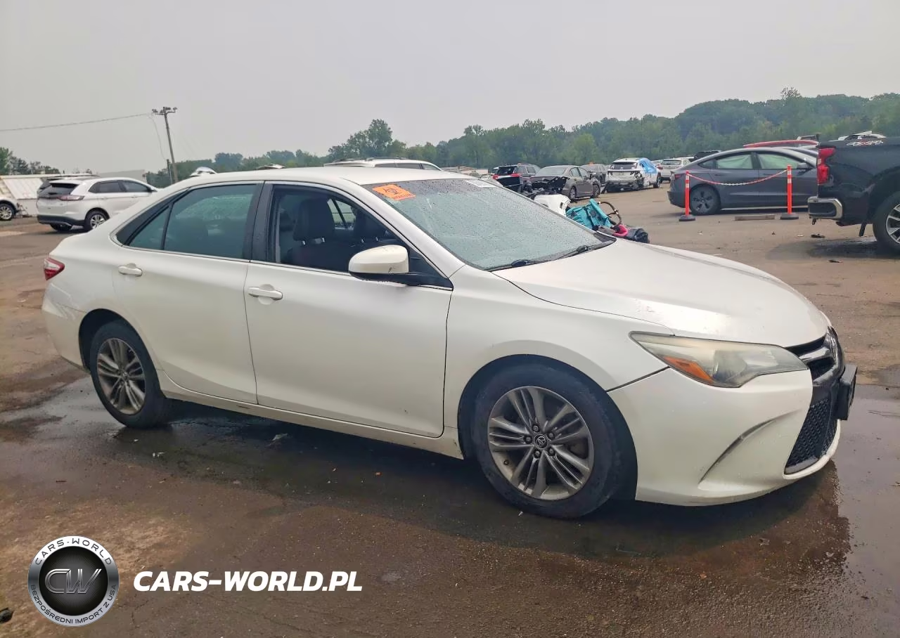 2016 Toyota Camry Se VIN:4T1BF1FK9GU158955 - 4