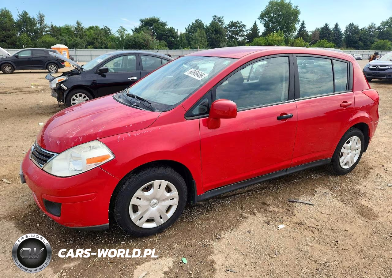 2010 Nissan Versa 1.8 S