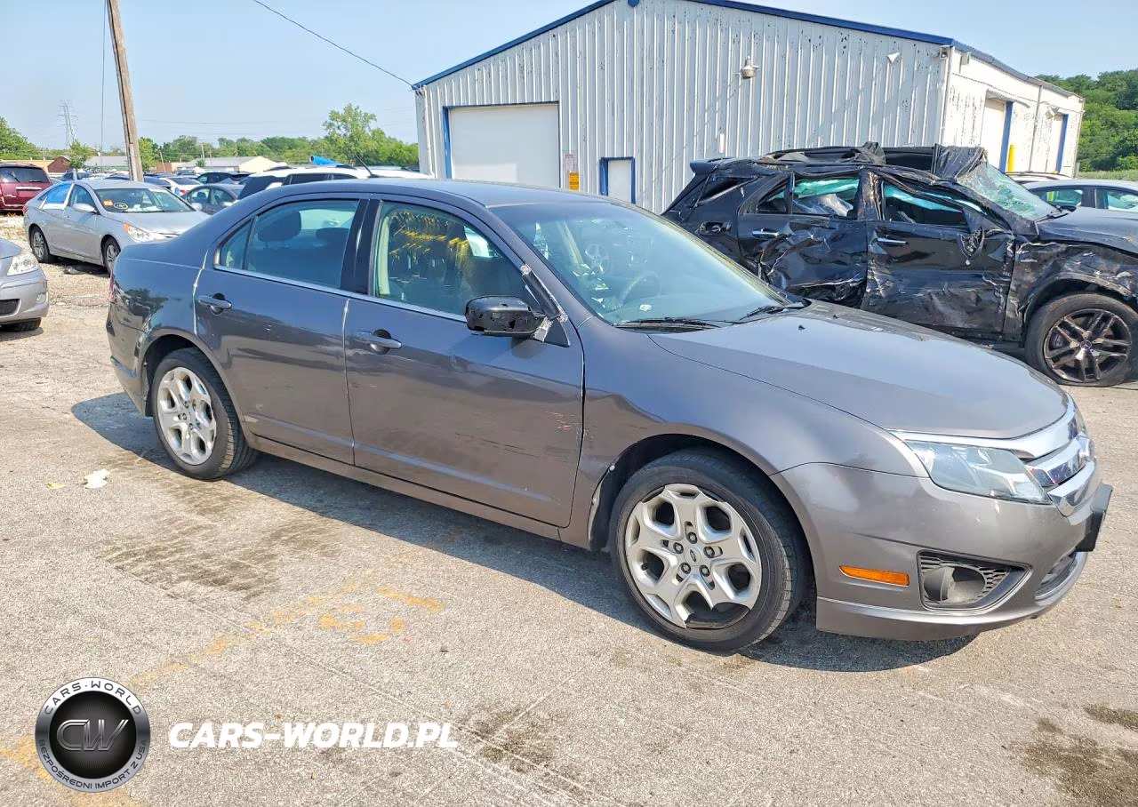 2011 Ford Fusion Se VIN:3FAHP0HA7BR316628 - 4