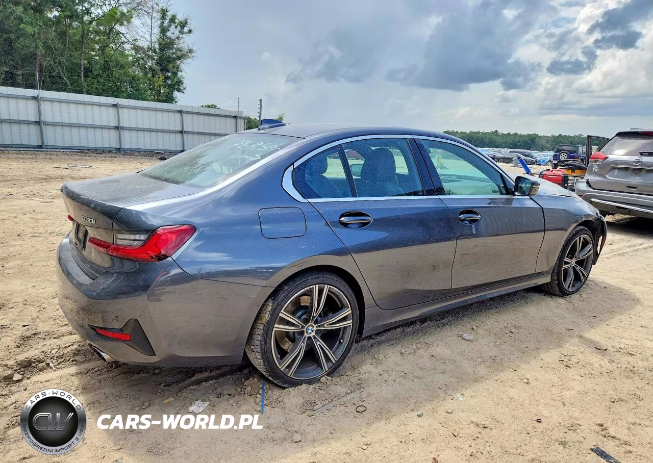 2021 BMW 330Xi VIN:3MW5R7J00M8C12747 - 3