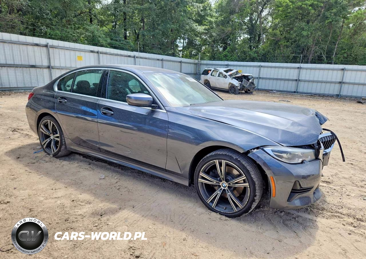 2021 BMW 330Xi VIN:3MW5R7J00M8C12747 - 4