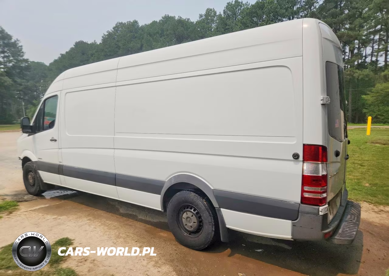 2014 Mercedes-Benz Sprinter 2500 Delivery Van VIN:WD3PE8DC4E5823781 - 2