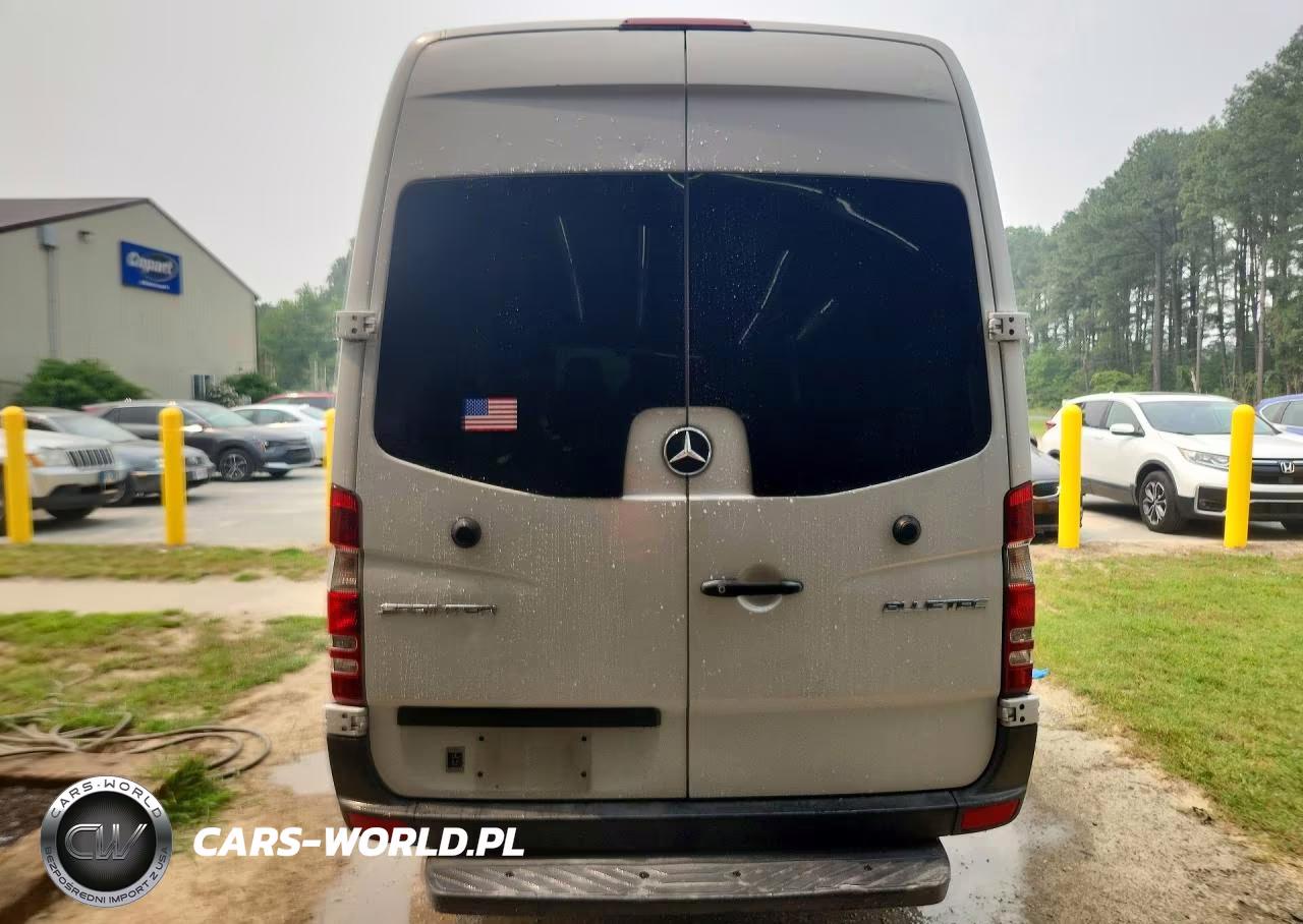 2014 Mercedes-Benz Sprinter 2500 Delivery Van VIN:WD3PE8DC4E5823781 - 6