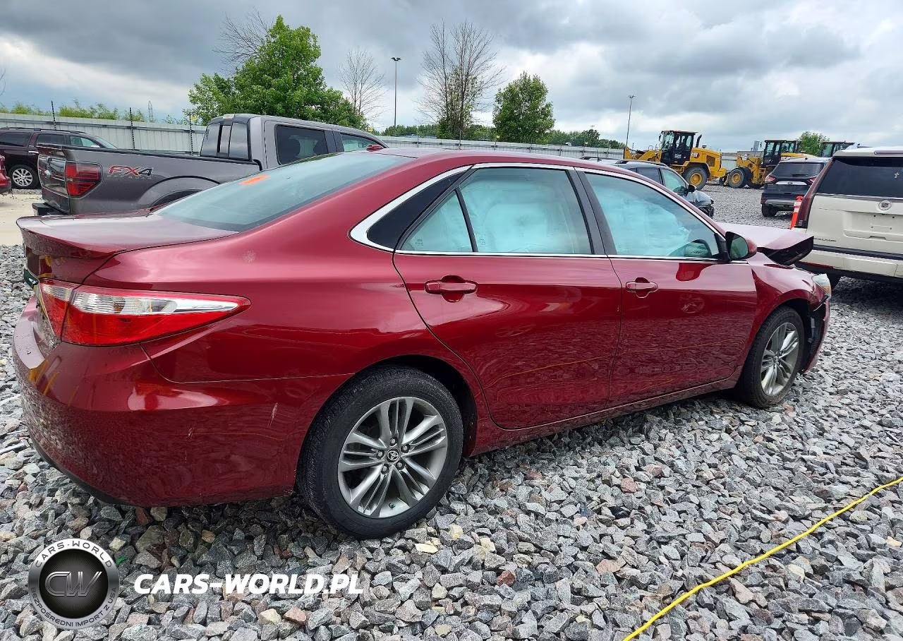 2017 Toyota Camry Se VIN:4T1BF1FK6HU694635 - 3