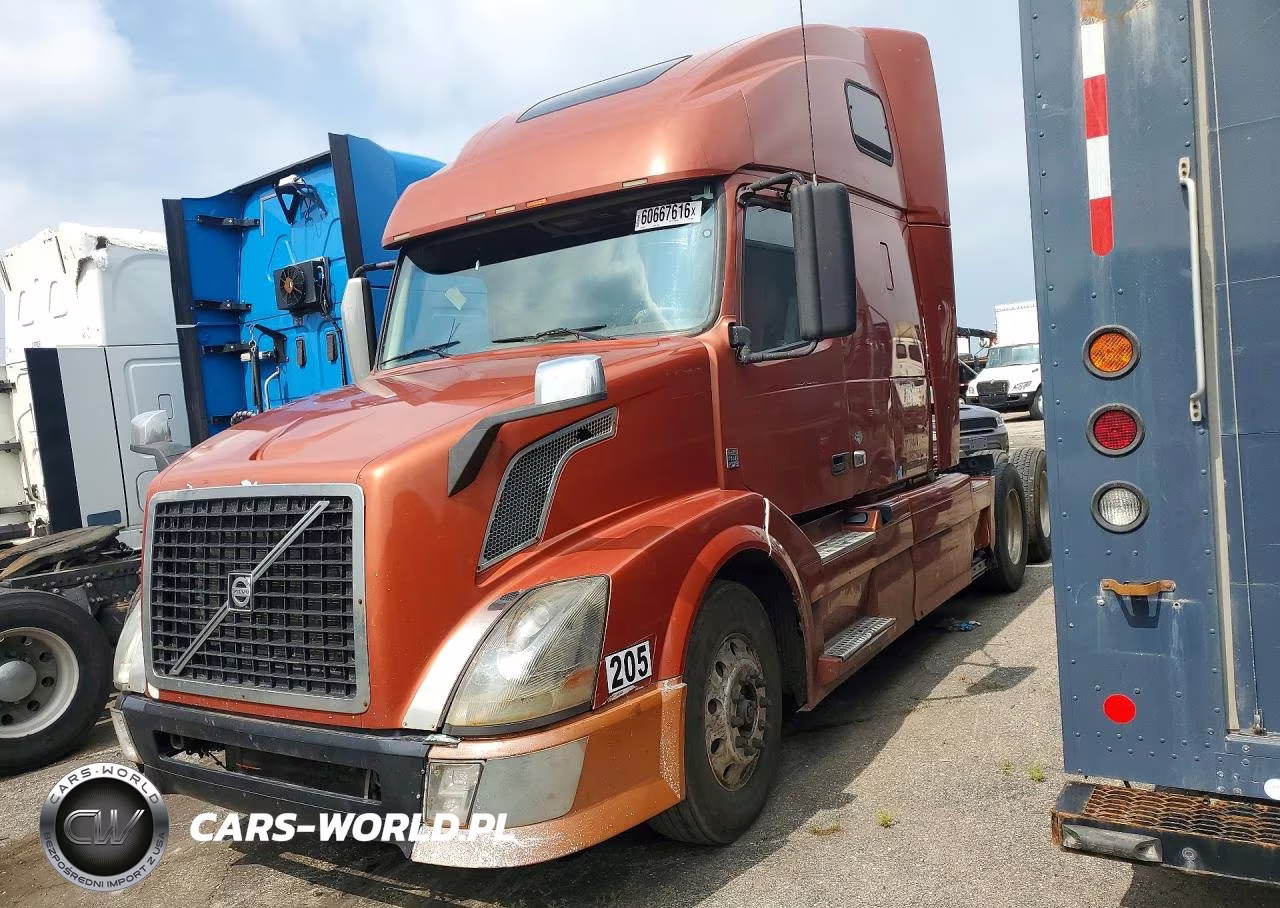 2013 Volvo Vnl Semi Truck