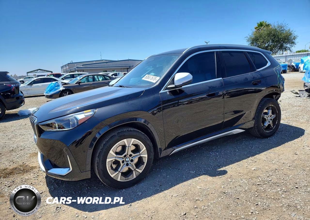 2023 BMW X1 xDrive28I – zdjęcie 1 z 14