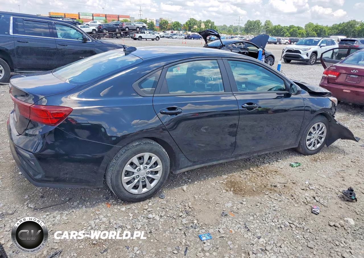 2021 Kia Forte Fe VIN:3KPF24AD2ME406341 - 3