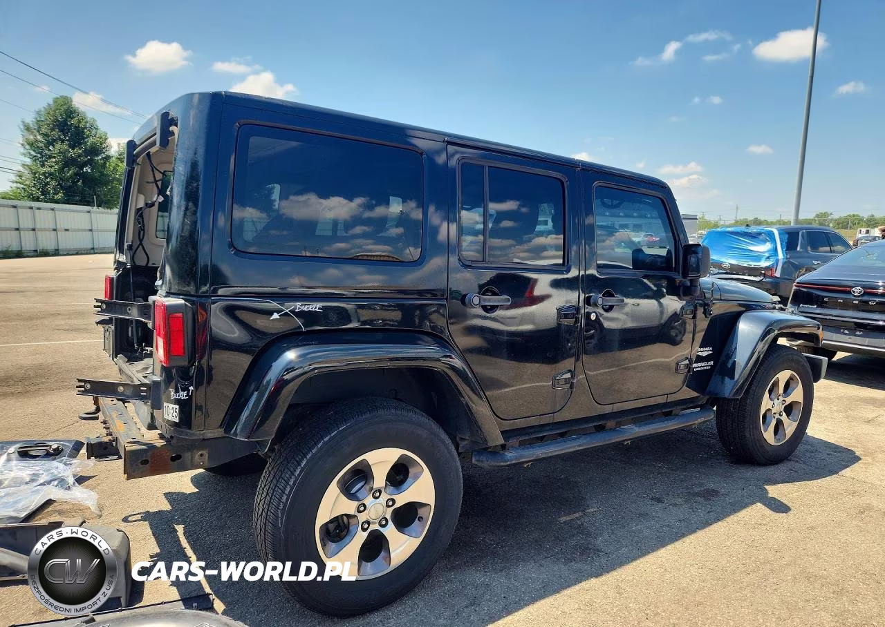 2011 Jeep Wrangler Unlimited Sahara VIN:1J4BA5H17BL616158 - 3