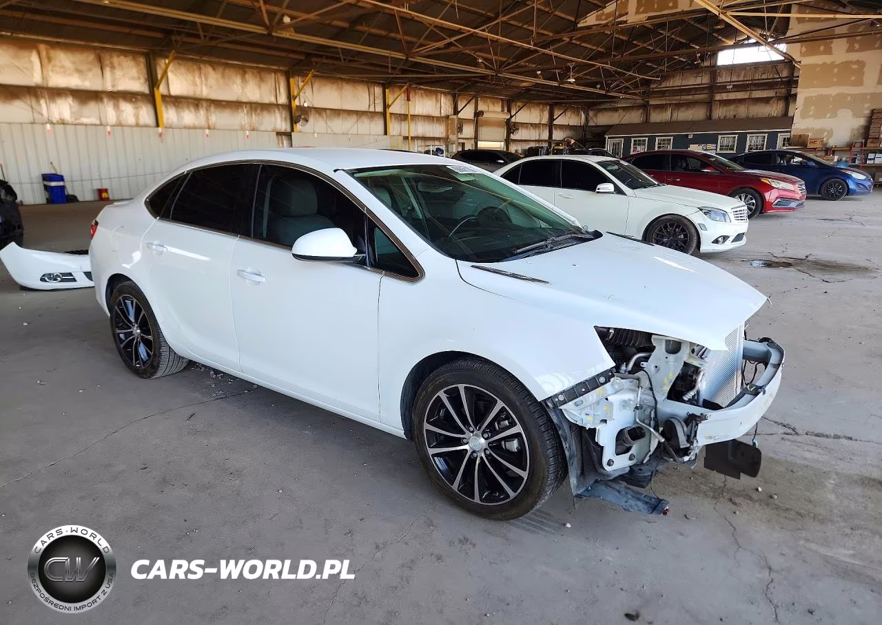 2017 Buick Verano Sport Touring VIN:1G4PR5SKXH4118069 - 4