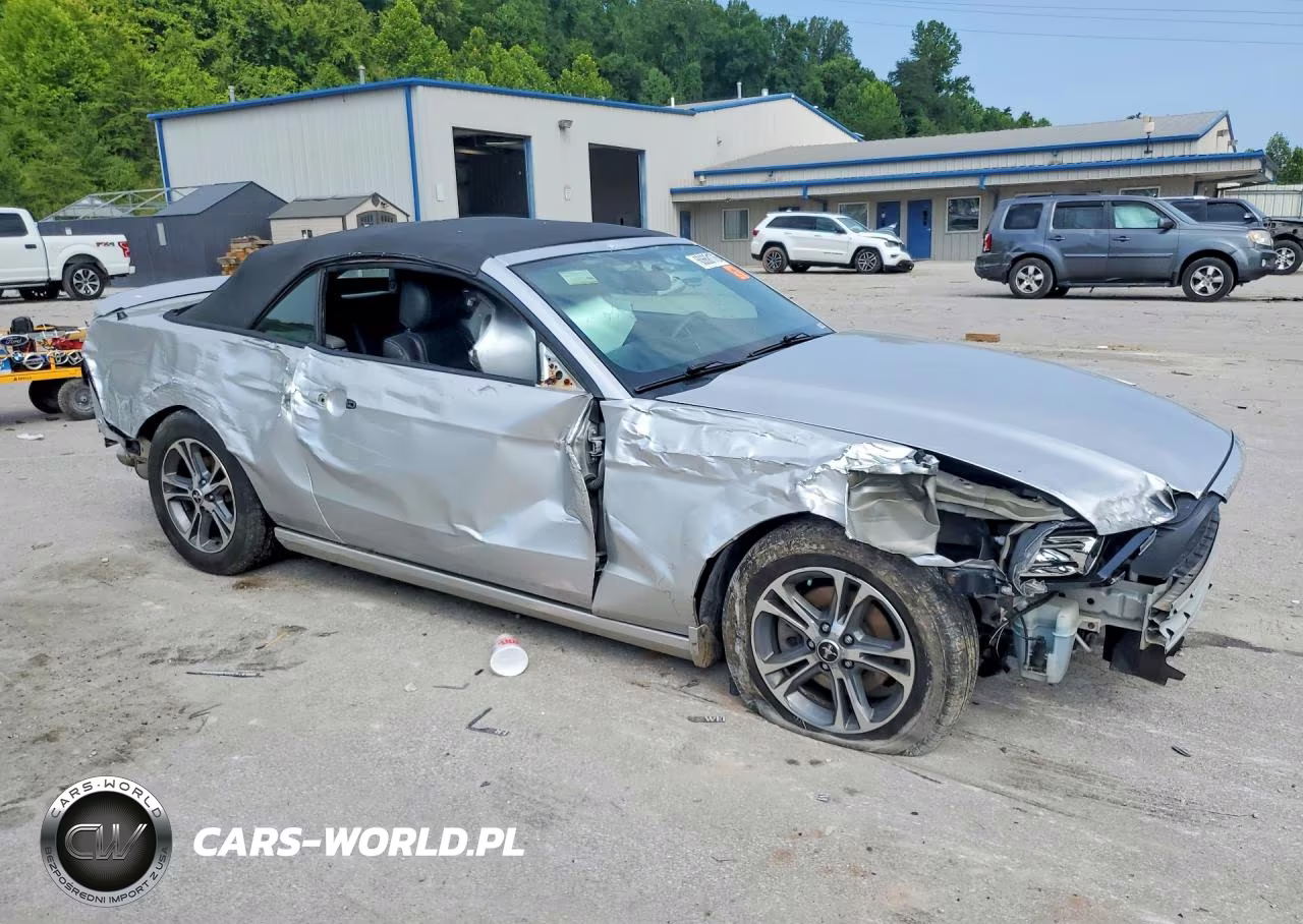 2014 Ford Mustang VIN:1ZVBP8EM7E5283597 - 4