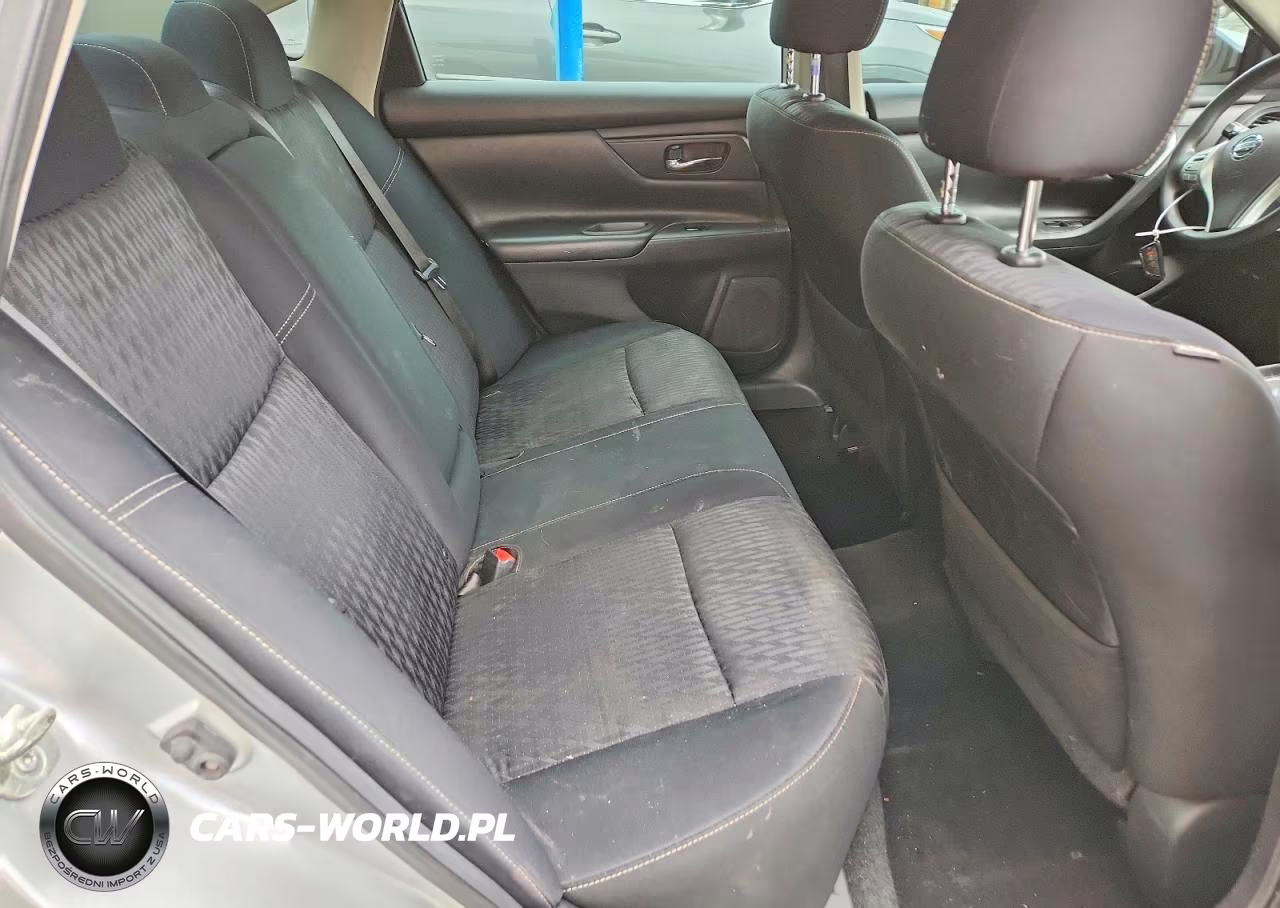 2018 Nissan Altima 2.5 S VIN:1N4AL3AP7JC106069 - 10