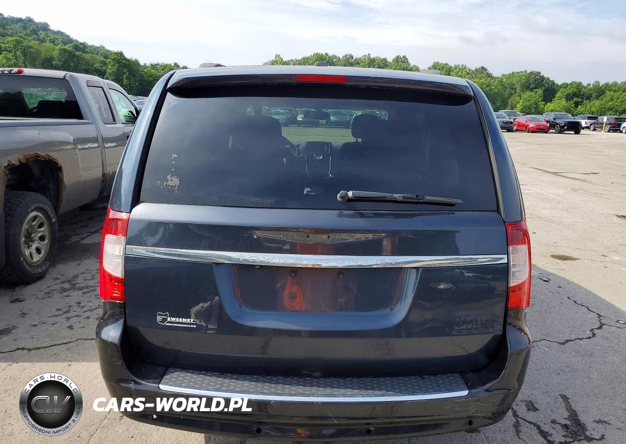 2013 Chrysler Town & Country Touring VIN:2C4RC1BG1DR777264 - 6