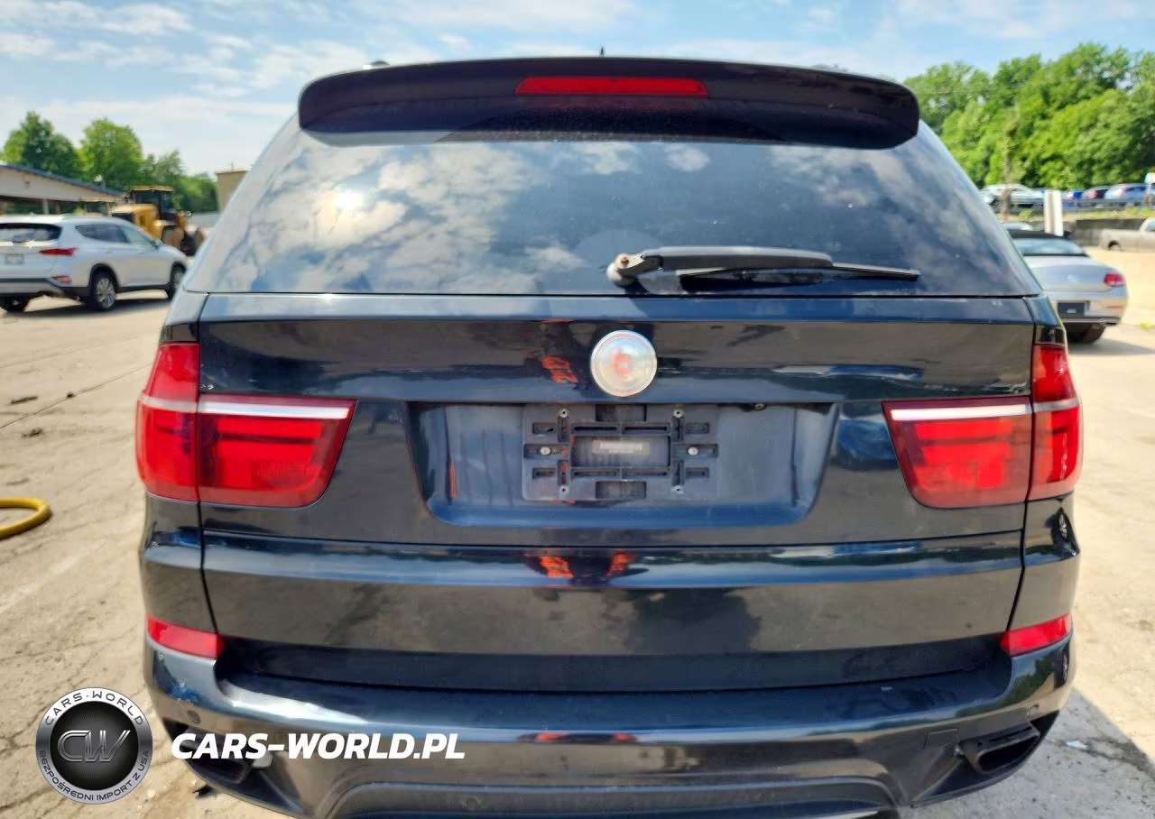 2013 BMW X5 xDrive50I VIN:5UXZV8C55D0C15993 - 6