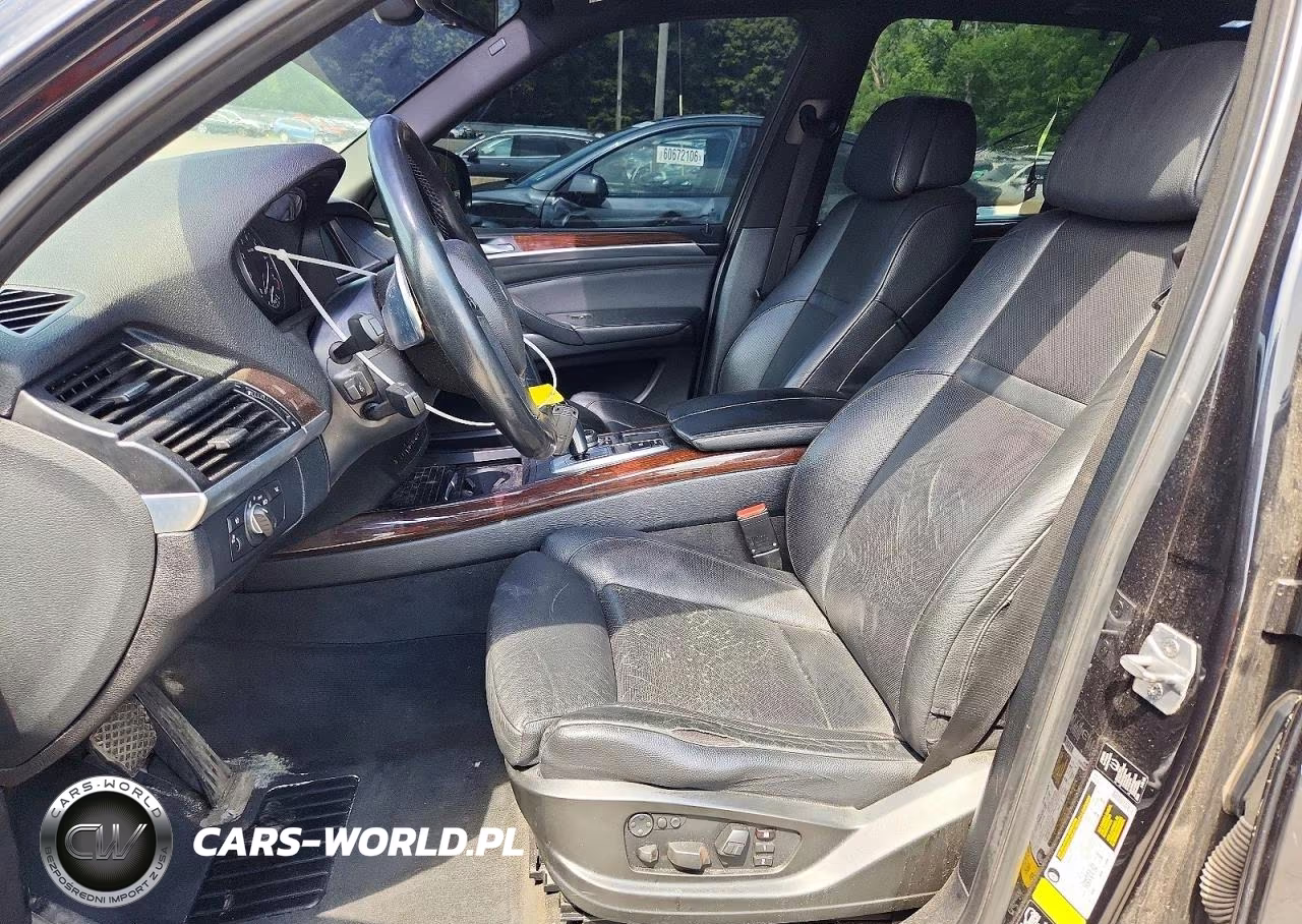 2013 BMW X5 xDrive50I VIN:5UXZV8C55D0C15993 - 7