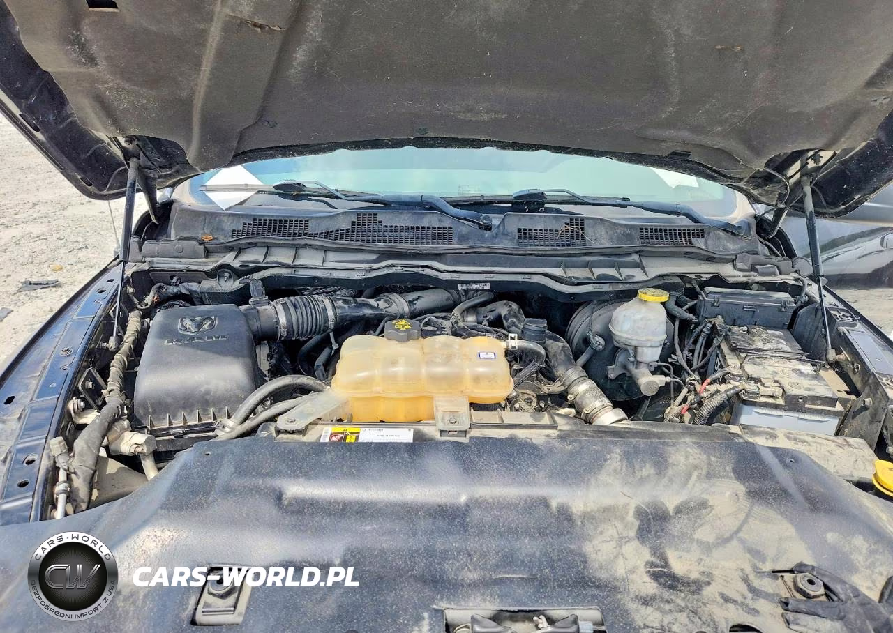 2018 Ram 1500 St VIN:1C6RR7KM2JS331388 - 11