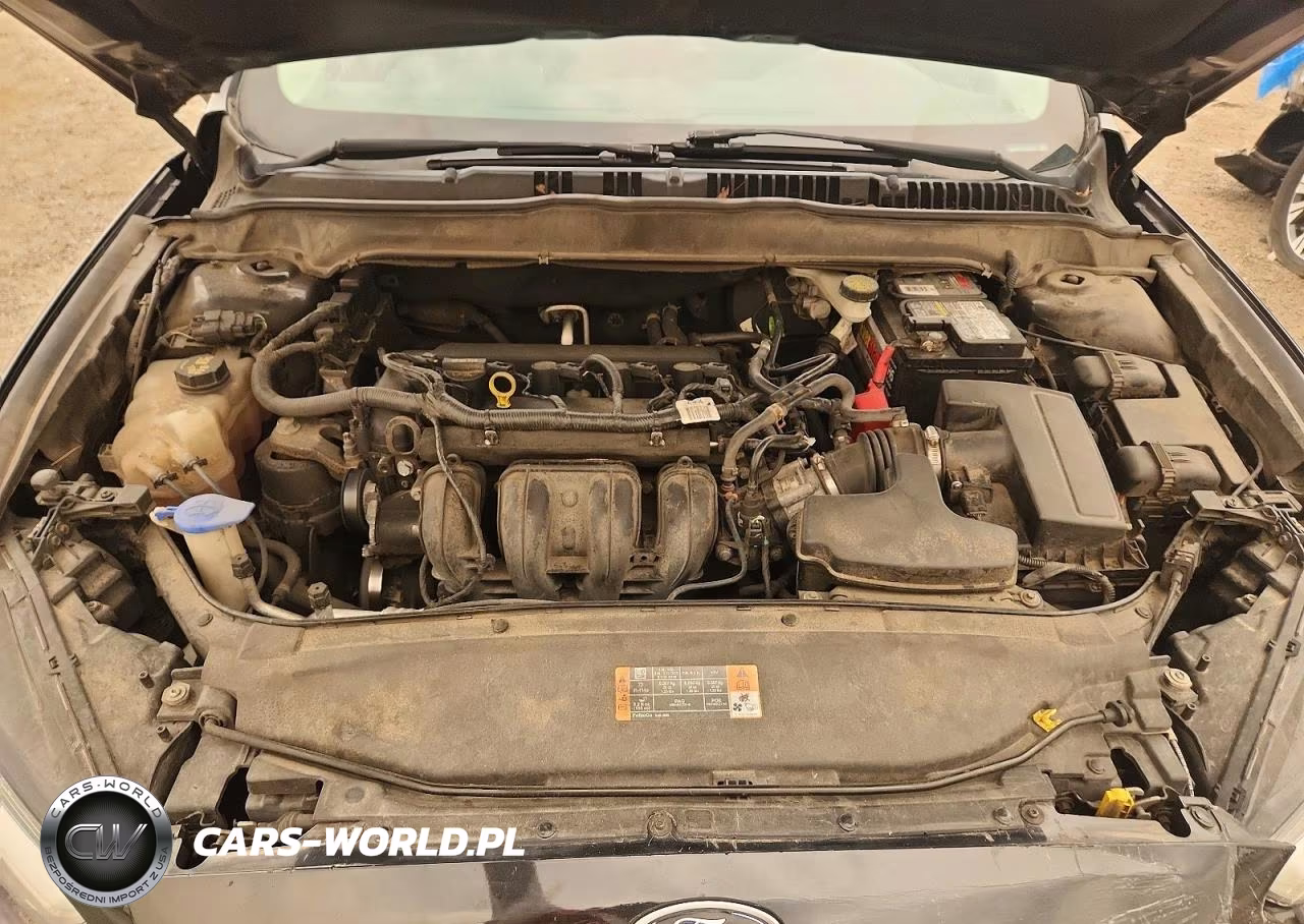 2015 Ford Fusion S VIN:1FA6P0G78F5104651 - 11