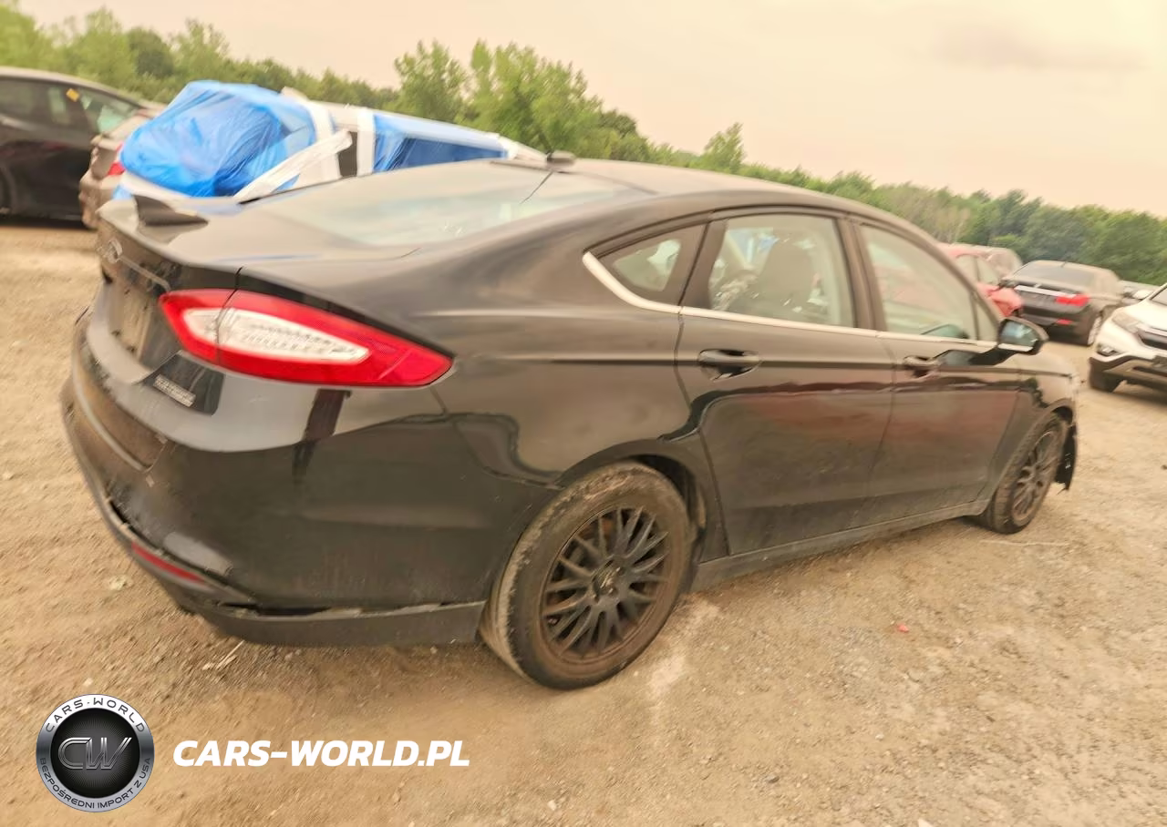 2015 Ford Fusion S VIN:1FA6P0G78F5104651 - 3