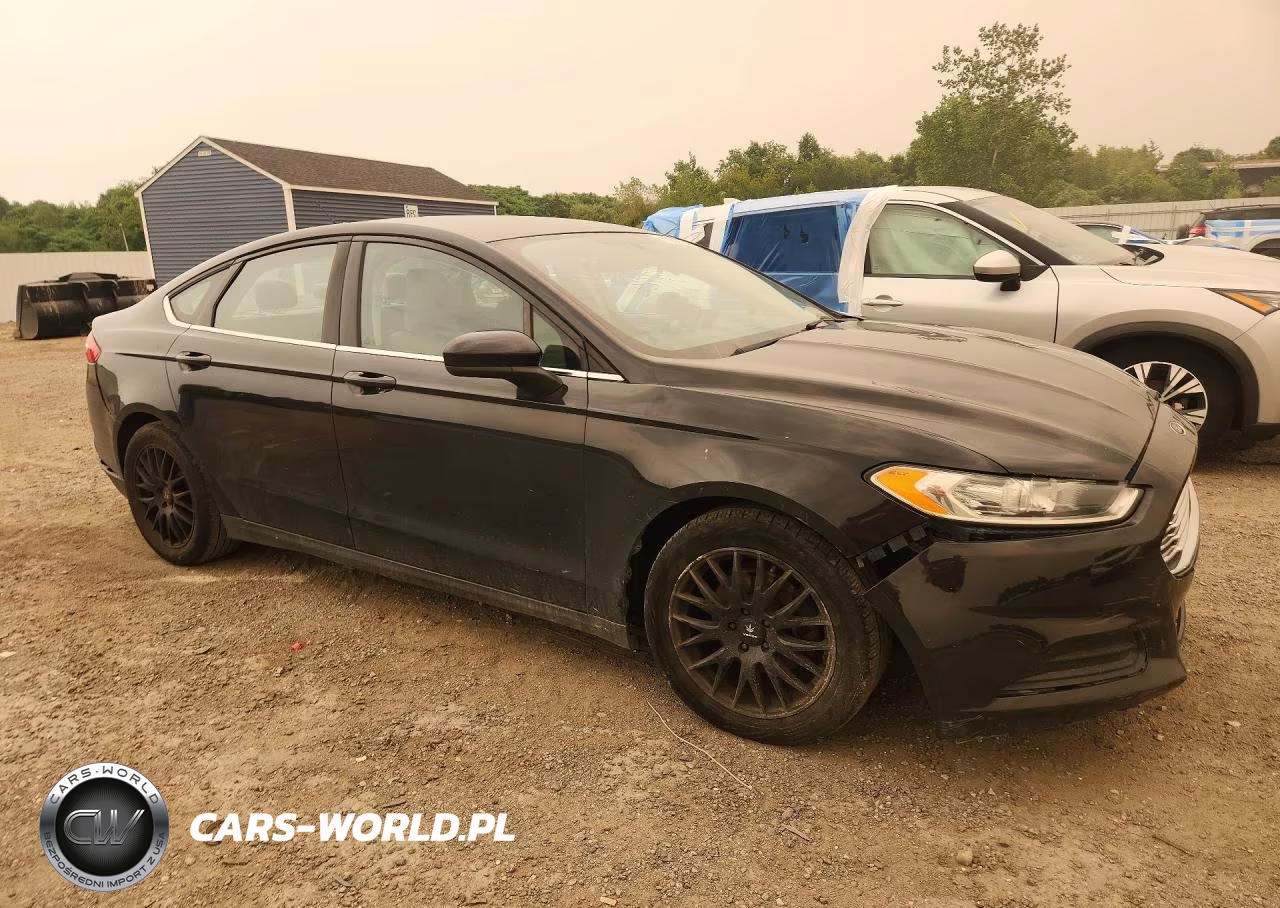2015 Ford Fusion S VIN:1FA6P0G78F5104651 - 4
