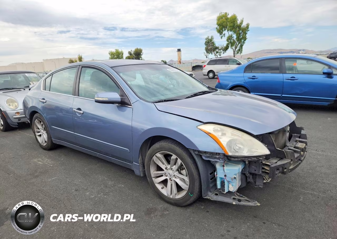 2011 Nissan Altima Sr VIN:1N4BL2AP8BN450773 - 4