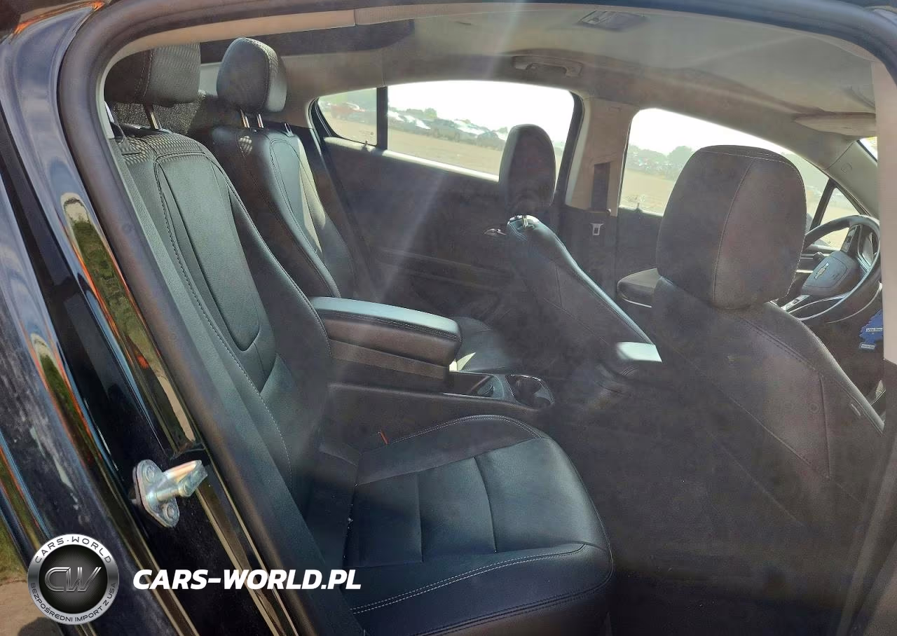 2015 Chevrolet Volt VIN:1G1RB6E44FU108583 - 10