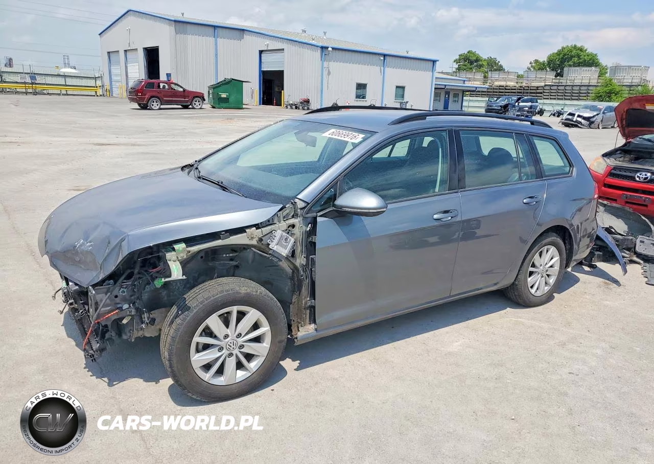 2019 Volkswagen Golf Sportwagen S
