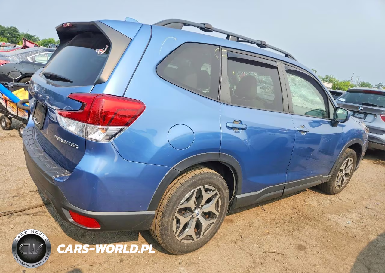 2020 Subaru Forester Premium VIN:JF2SKAGC2LH473561 - 3