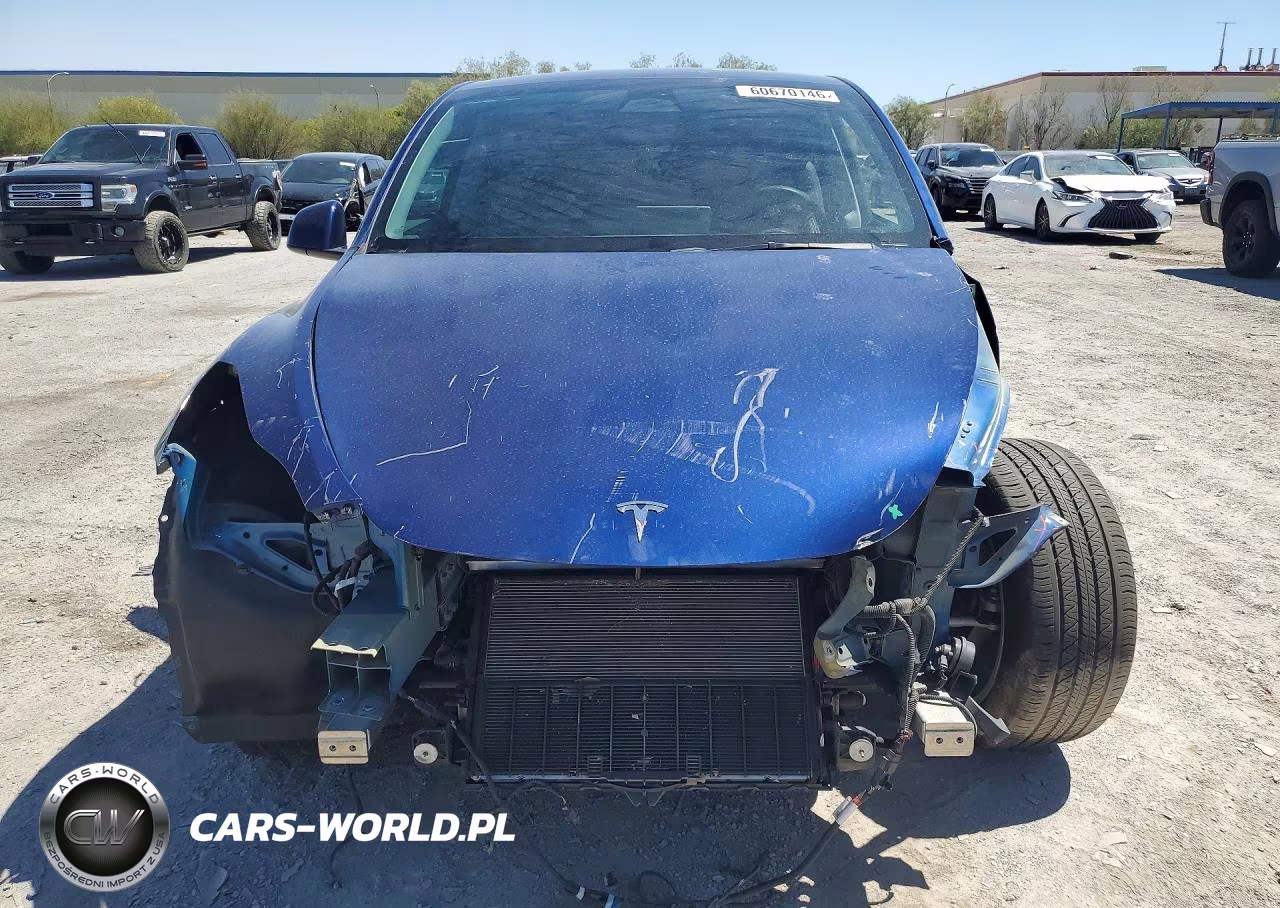 2022 Tesla Model Y VIN:7SAYGDEE9NF559505 - 5
